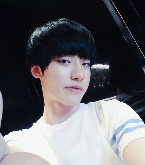 娱乐吃瓜网名男生,揭秘男明星们的瓜田秘事